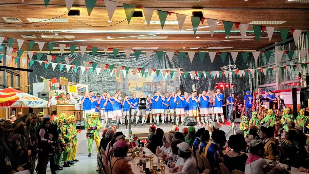 Spielmannszug Waldburg als "Gli Azzurri"